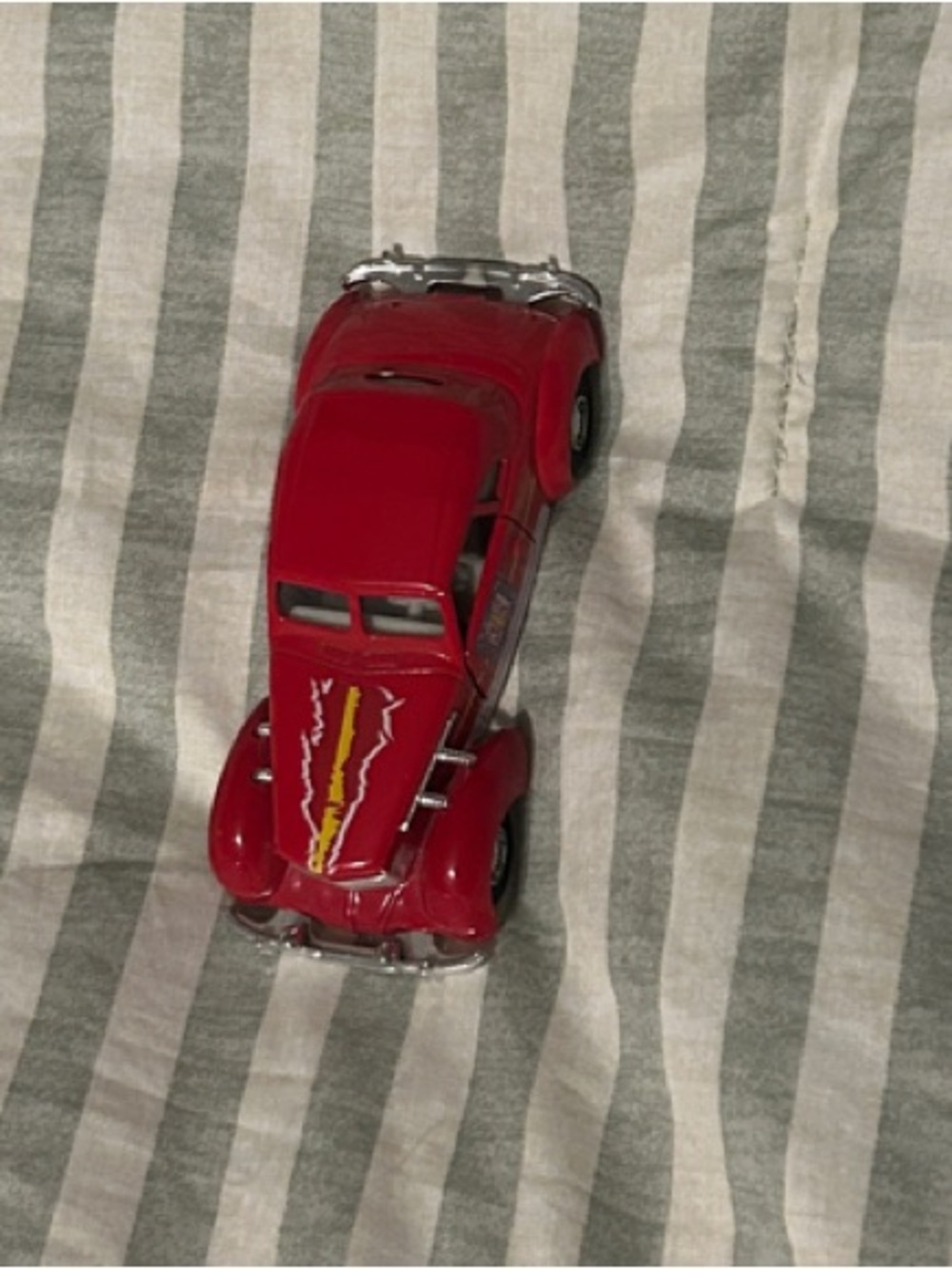 Red Die-Cast Toy Car - Classic Coupe